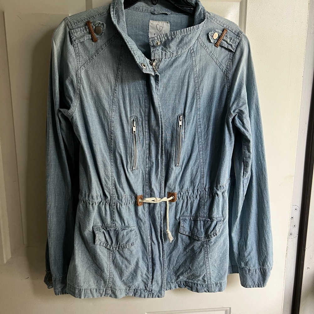 Women’s Lightweight Coat  size L